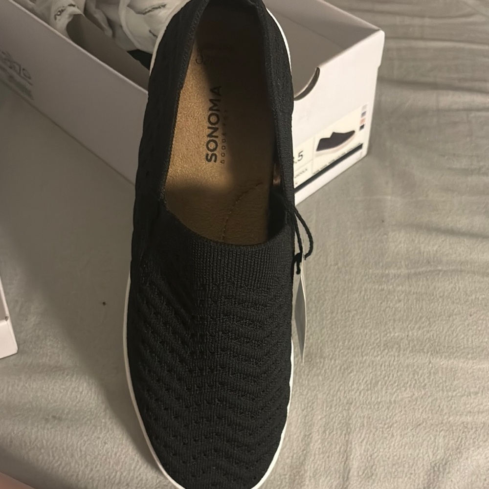 Sonoma Black Women's Flats